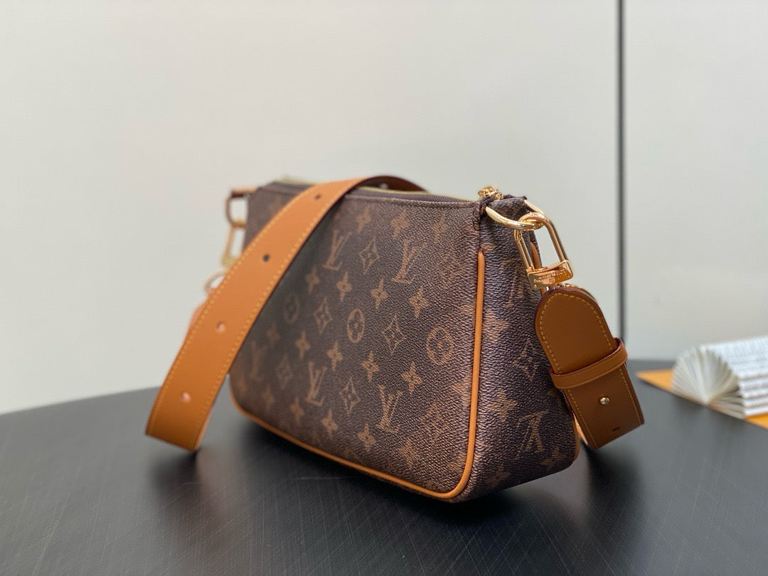 Louis Vuitton M11623 Pochette Accessoire XL