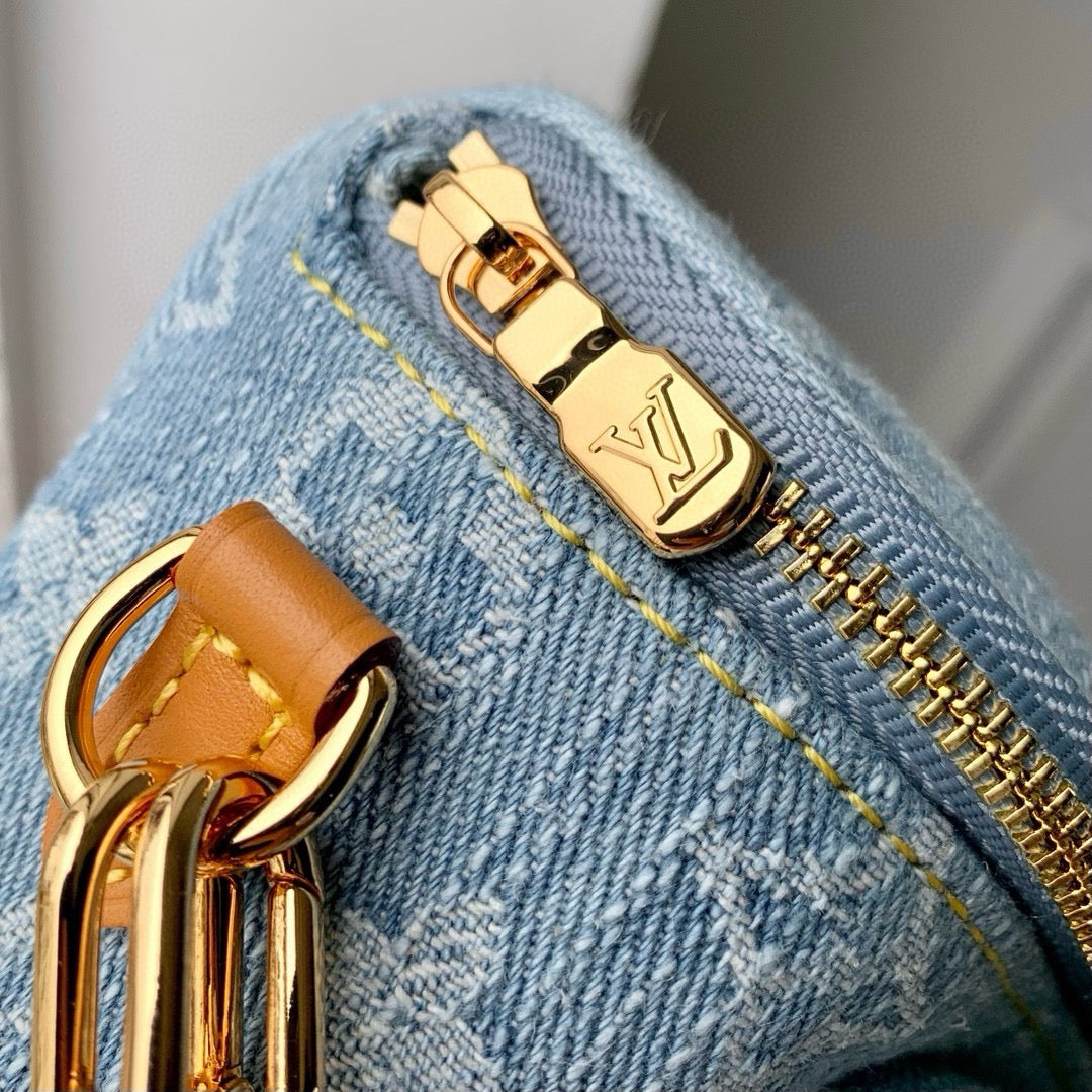 Louis Vuitton M83353 Mini Bumbag