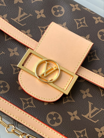 Louis Vuitton M47149 Dauphine Soft GM