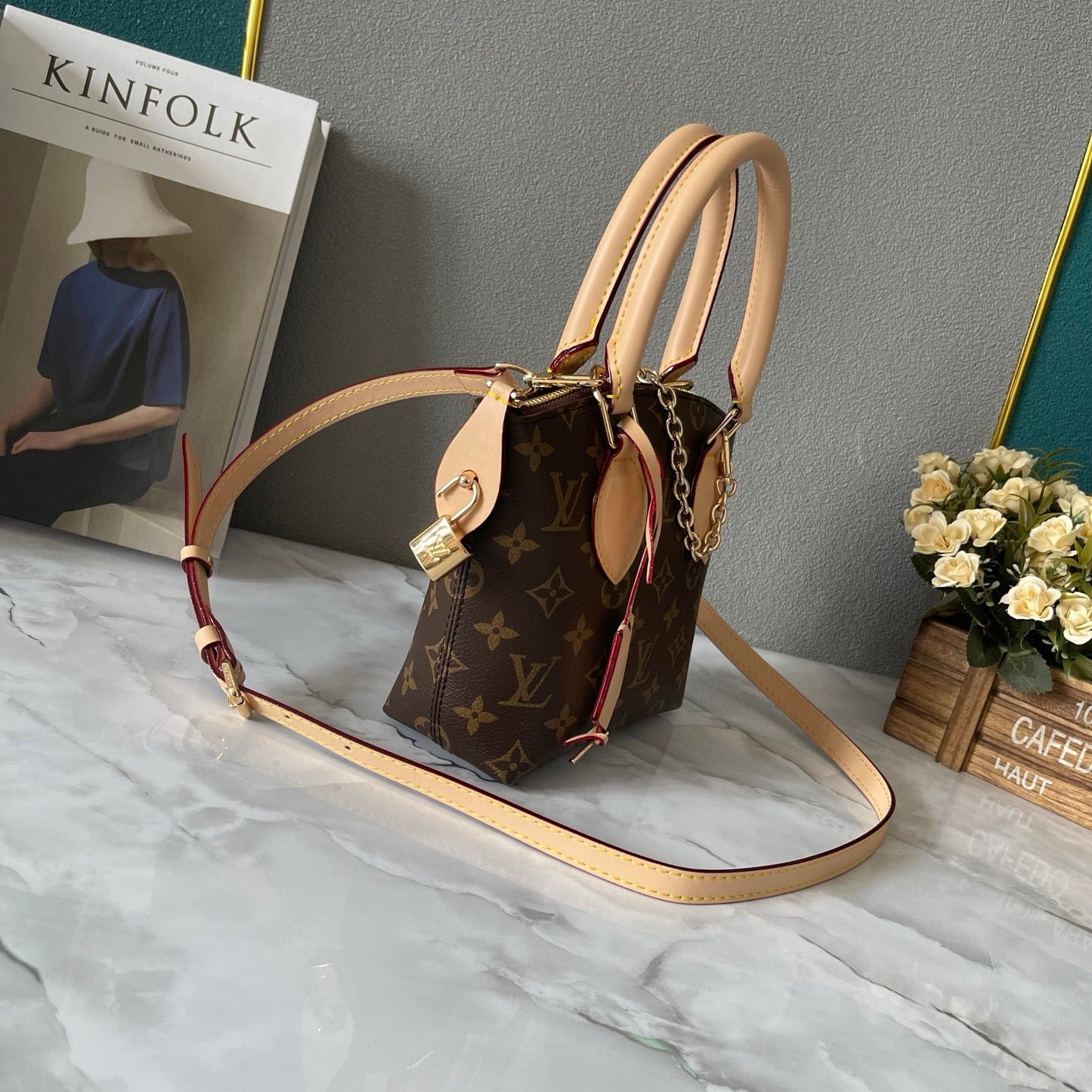 Louis Vuitton M12019 Lockit BB