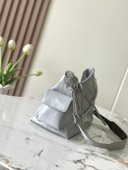 Louis Vuitton M12579 CarryAll Cargo PM