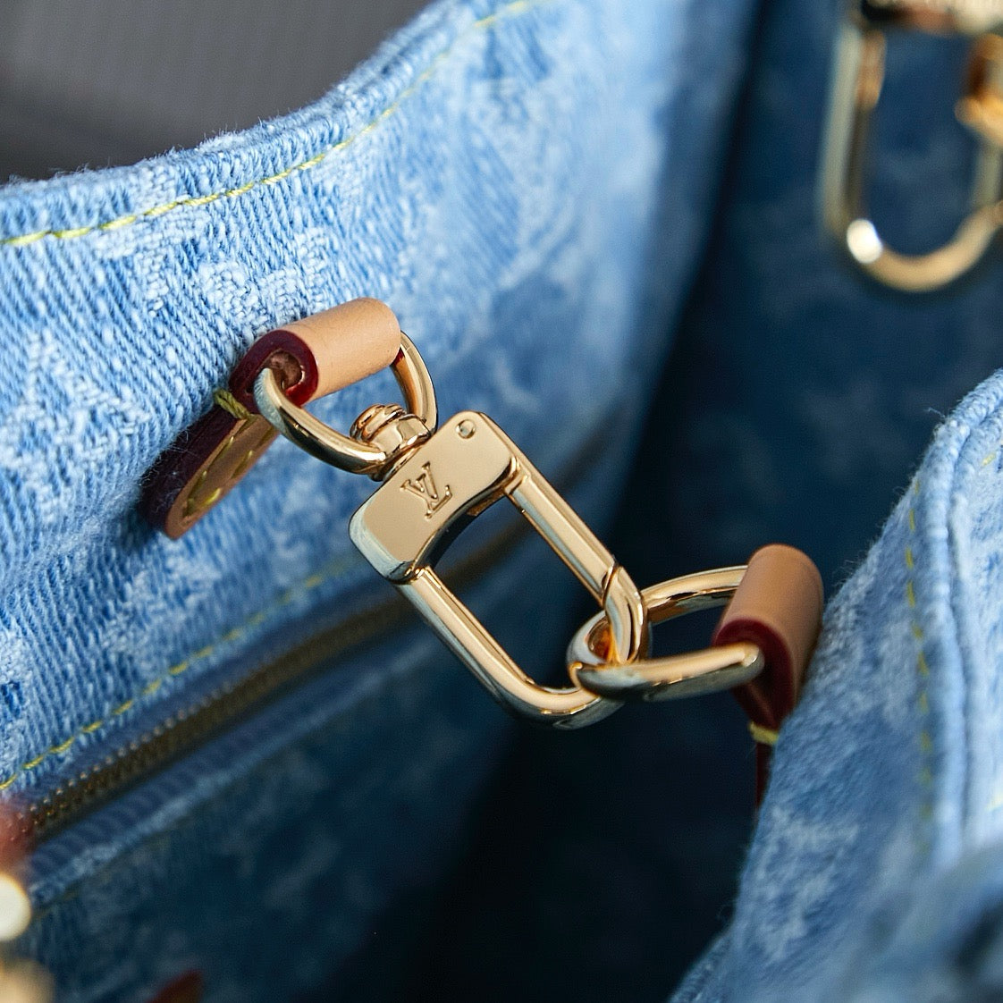 Louis Vuitton M24897 Let Go PM