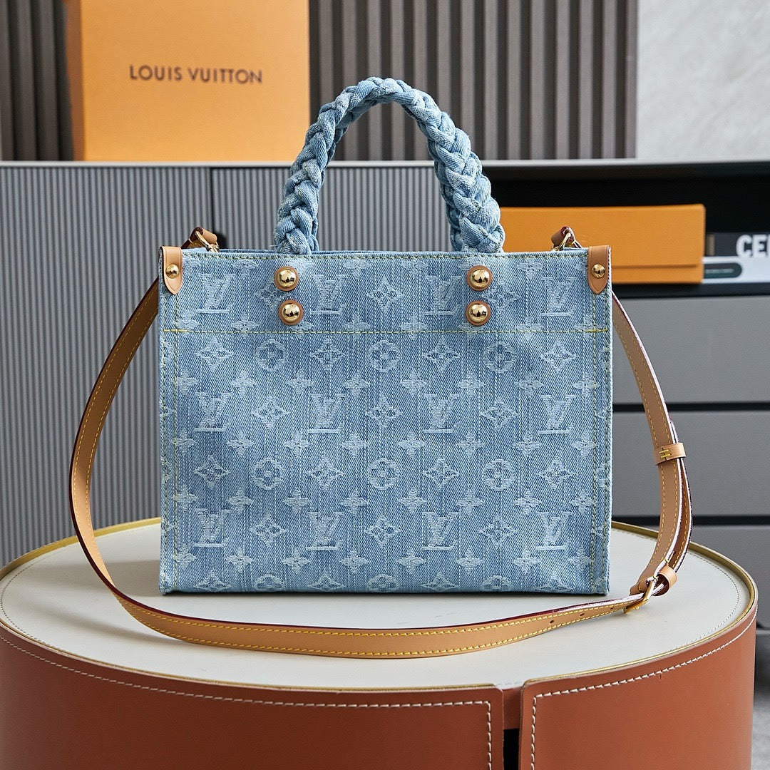 Louis Vuitton M24897 Let Go PM