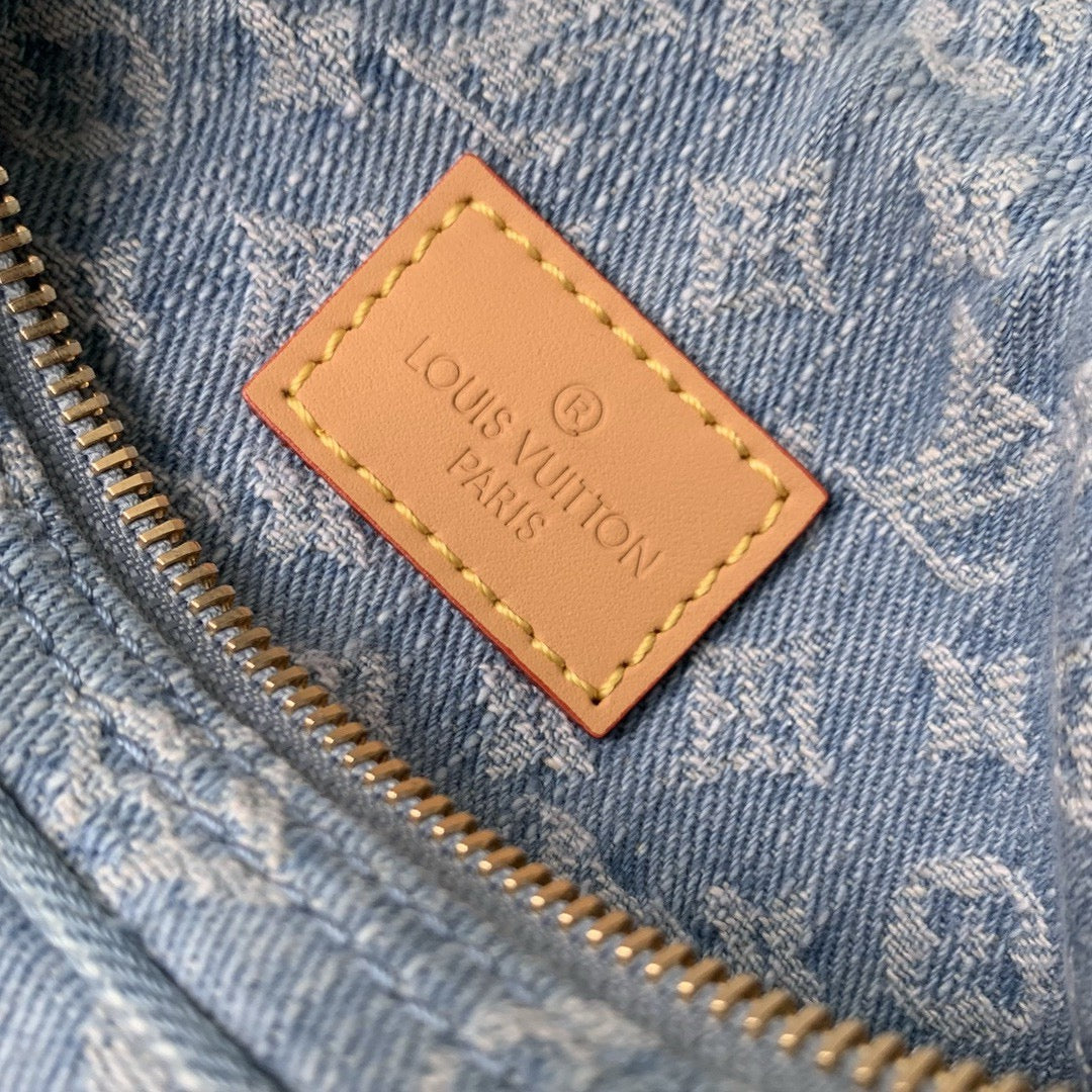 Louis Vuitton M24846 Loop