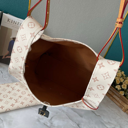 Louis Vuitton M24409 Atlantis GM