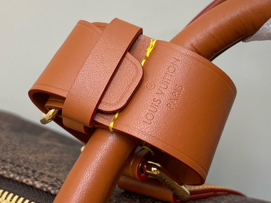 Louis Vuitton M11541 Keepall Bandoulière 50