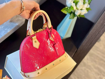 Louis Vuitton M90611 Alma BB