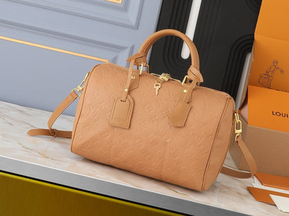 Louis Vuitton M11323 Speedy Soft 30