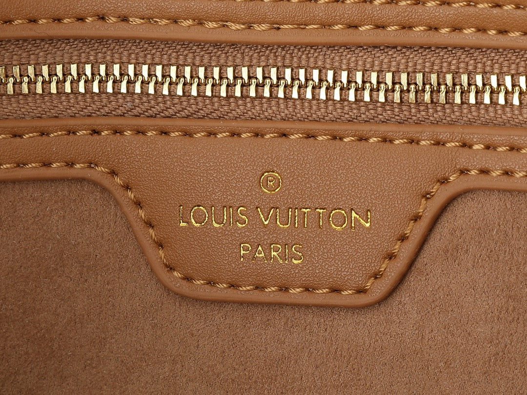 Louis Vuitton M11323 Speedy Soft 30