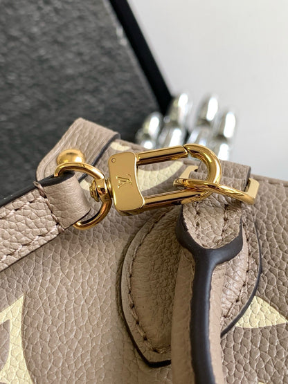 Louis Vuitton M47054 OnTheGo BB