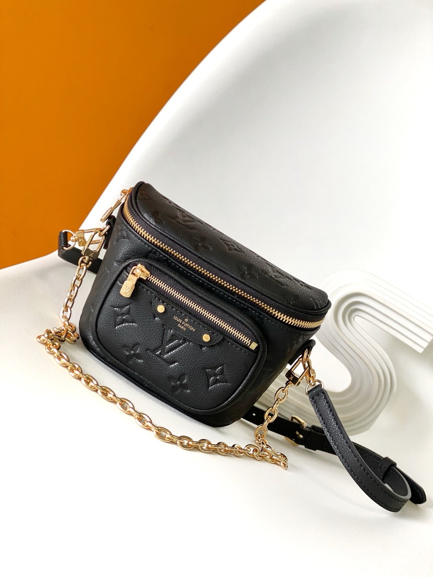Louis Vuitton M46917 Mini Bumbag