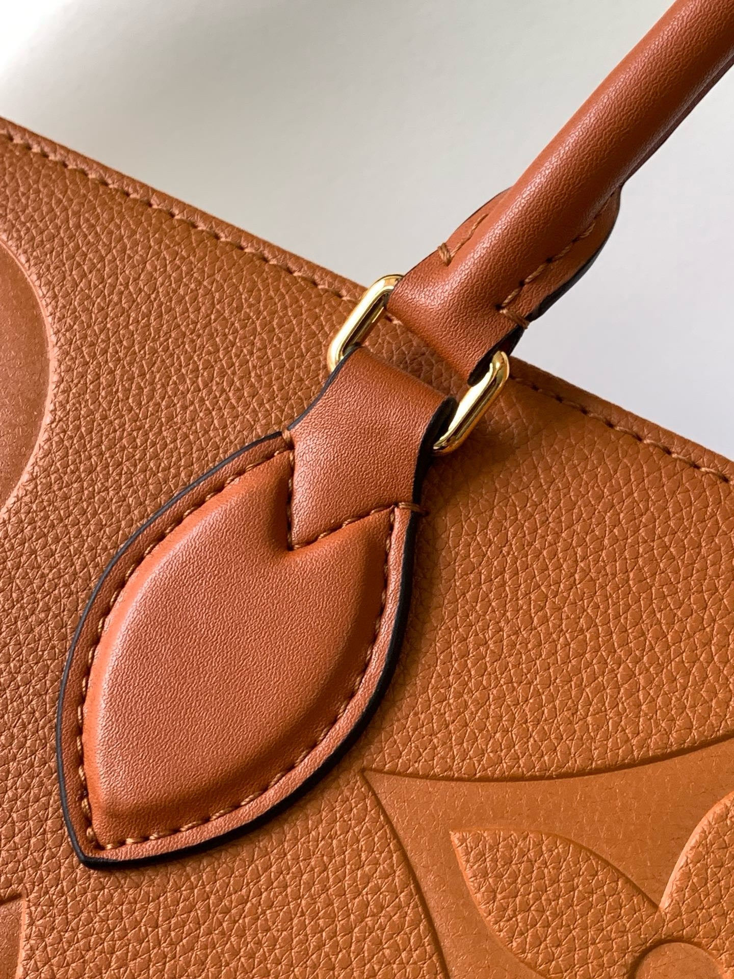 Louis Vuitton M46134 OnTheGo GM