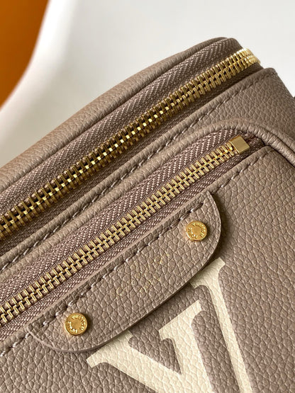 Louis Vuitton M83219 Mini Bumbag