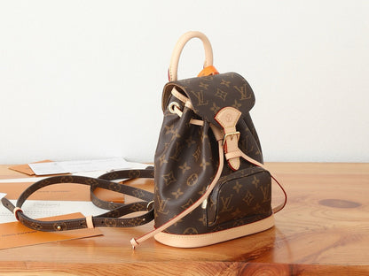 Louis Vuitton M11199 Montsouris Mini