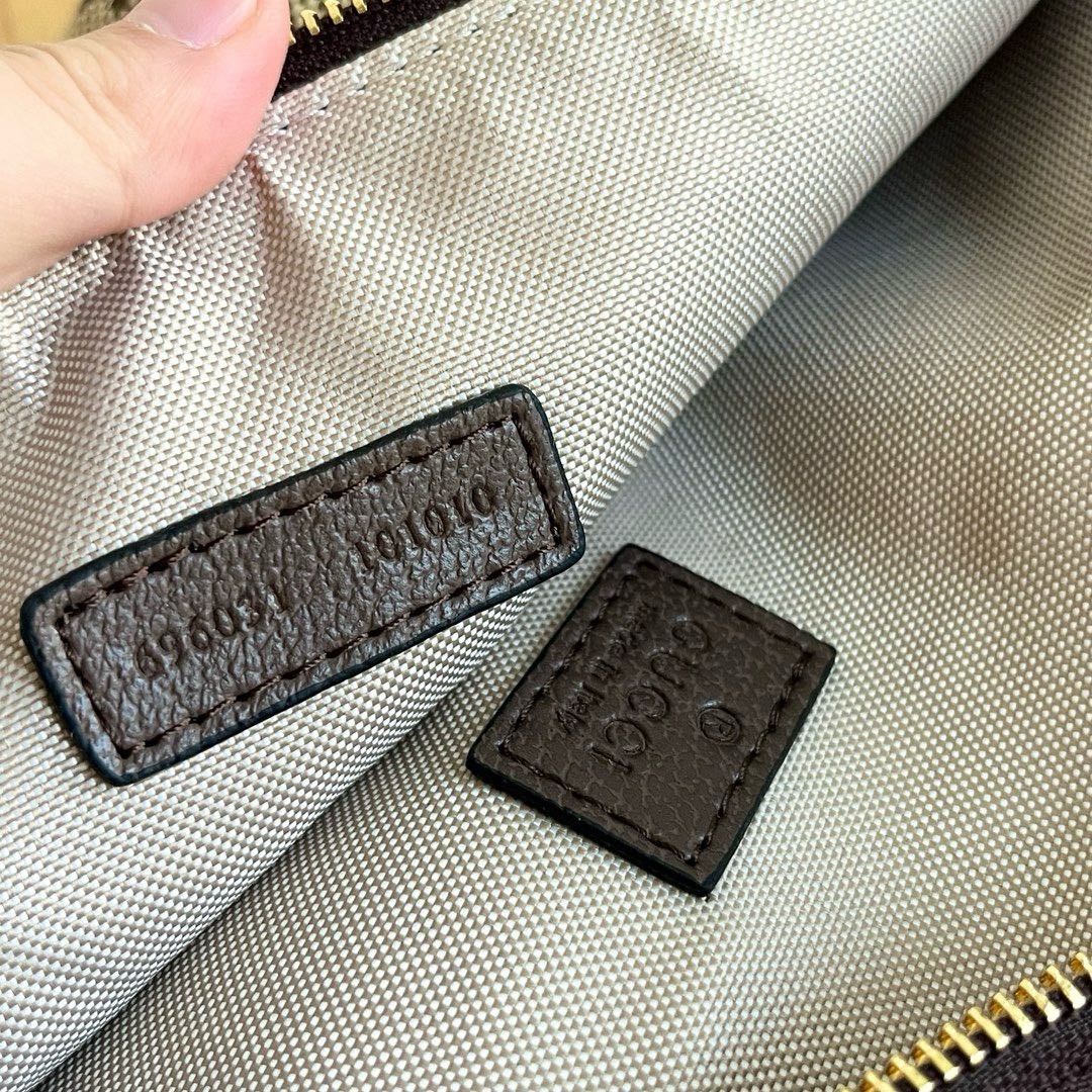 GUCCI Medium belt bag
