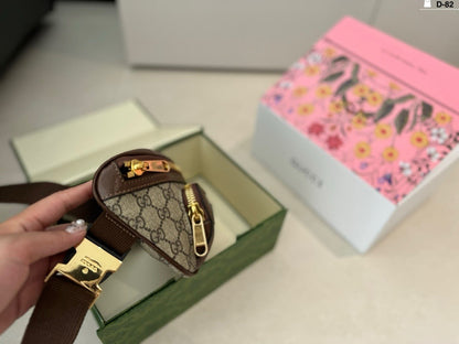 GUCCI Small belt bag with Interlocking G