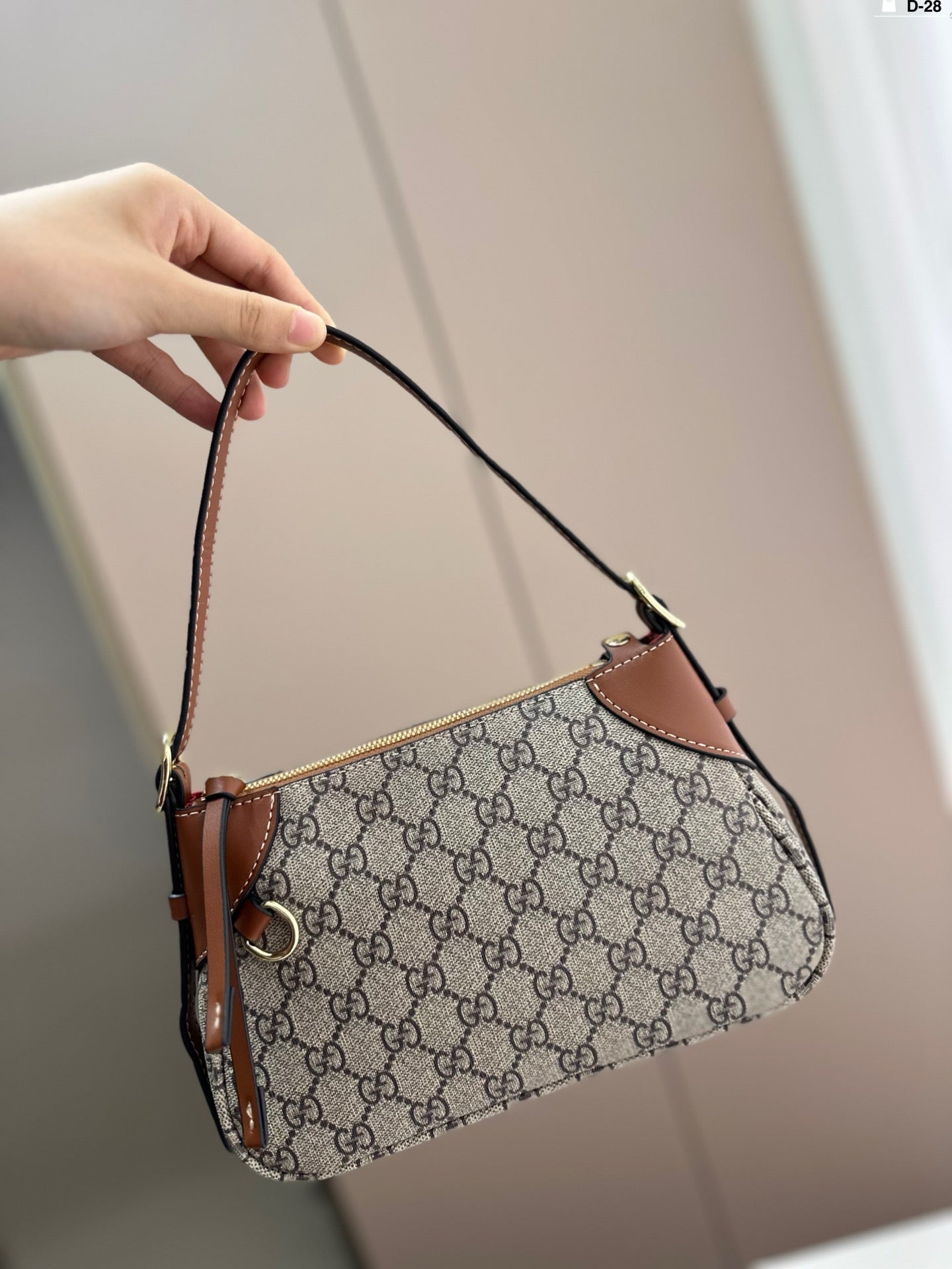 GUCCI GG Emblem small shoulder bag