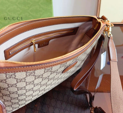 GUCCI Medium messenger bag