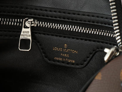 Louis Vuitton M12243 Speedy Soft 30 Dark