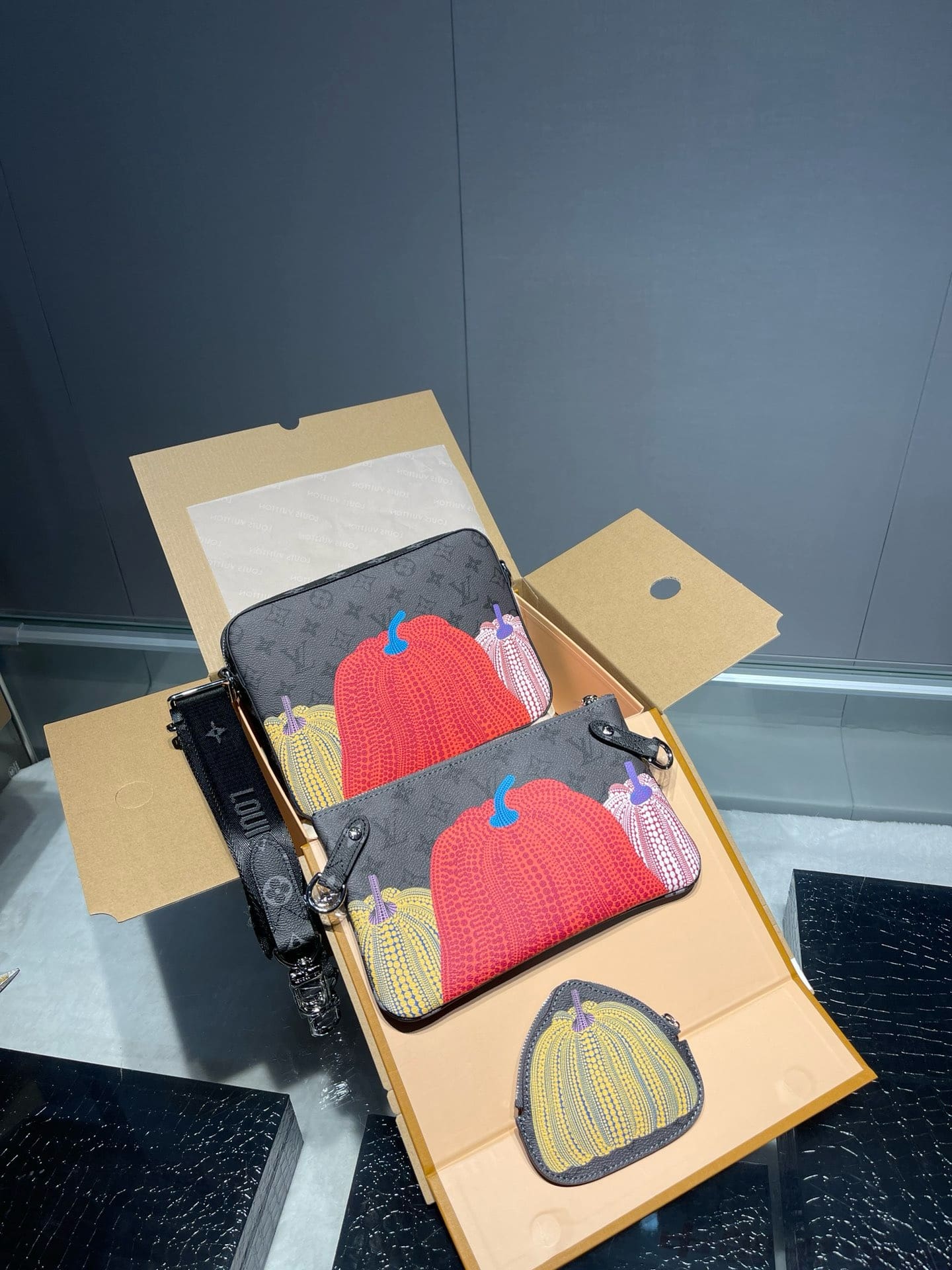 Louis Vuitton x YK Trio Messenger M46435