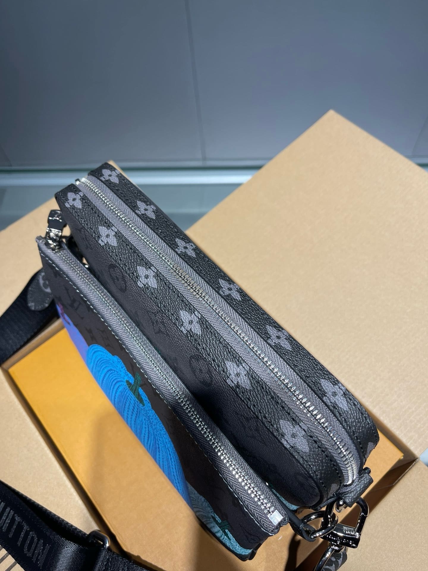 Louis Vuitton x YK Trio Messenger M46435