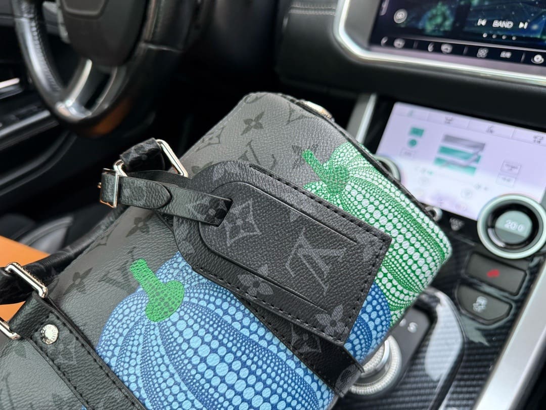 Louis Vuitton x YK Keepall 25 M46437