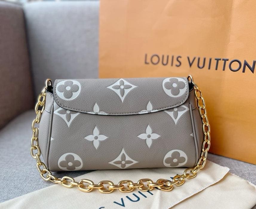 Louis Vuitton M45836 Favourite Bag