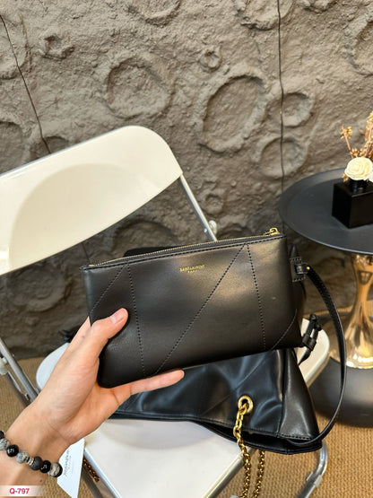 Saint Laurent JAMIE 4.3 SHOPPING in lambskin