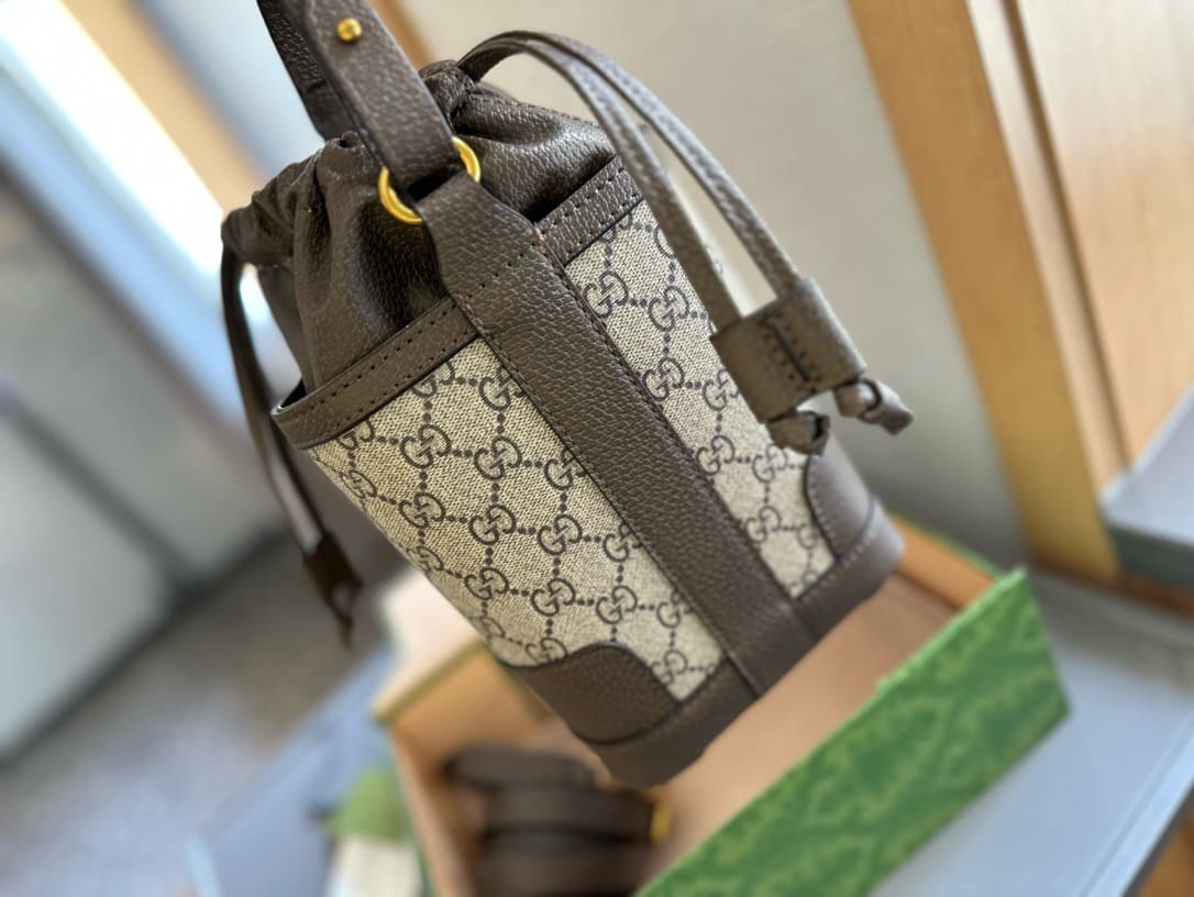 Gucci Ophidia GG Small canvas bucket bag