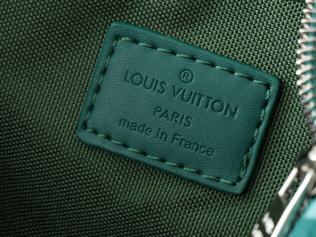 Louis Vuitton M12684 Keepall Bandoulière 25