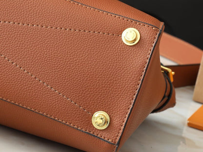 Louis Vuitton M22925 Vendôme MM