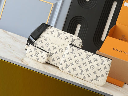 Louis Vuitton M24754 Trio Messenger