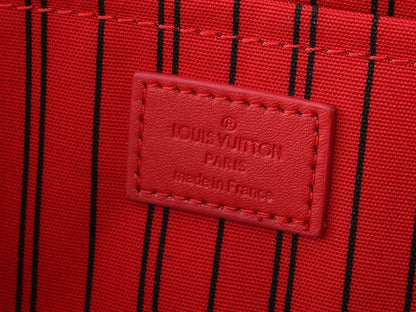 Louis Vuitton M12671 Nice BB