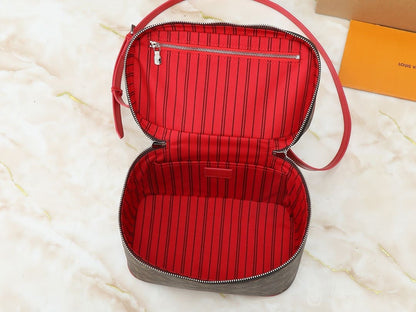 Louis Vuitton M12671 Nice BB