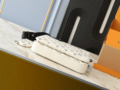 Louis Vuitton M24754 Trio Messenger