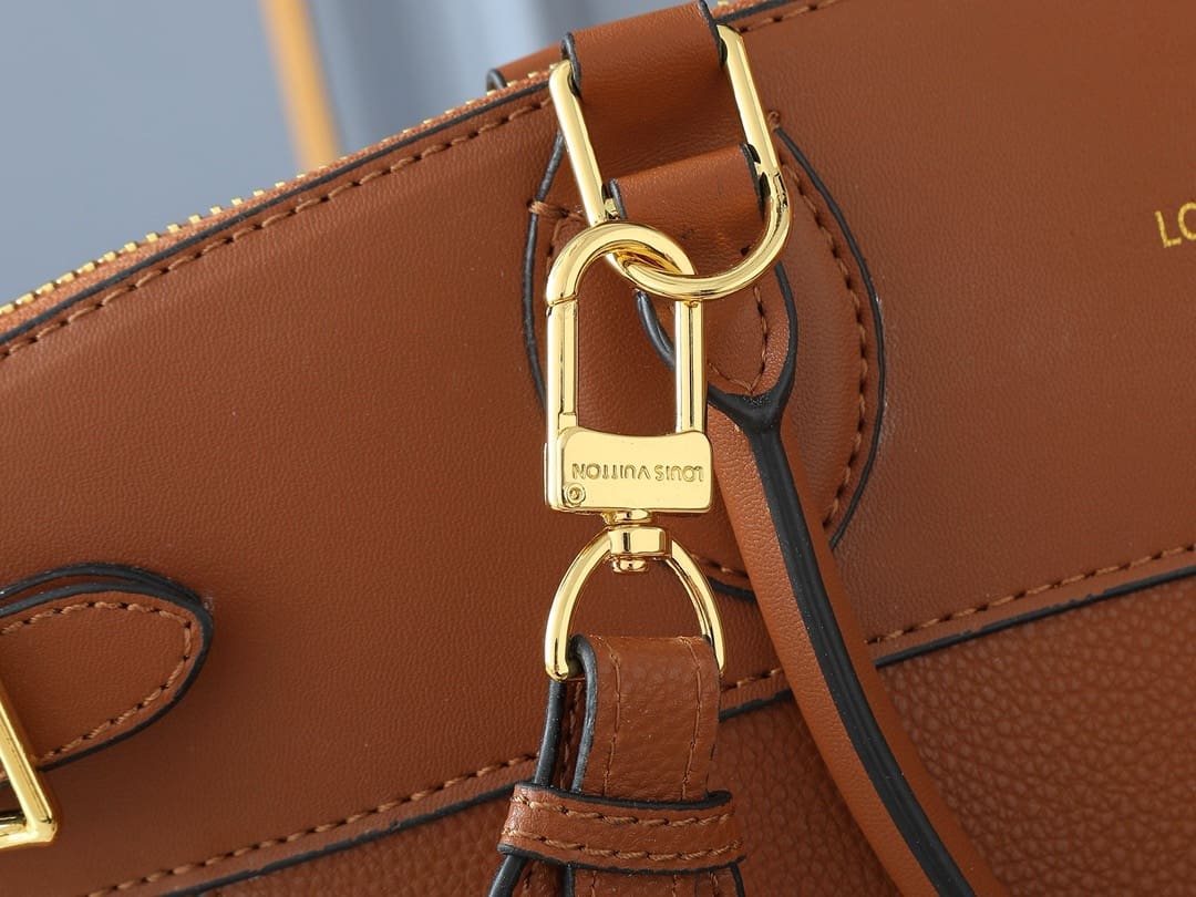 Louis Vuitton M22925 Vendôme MM