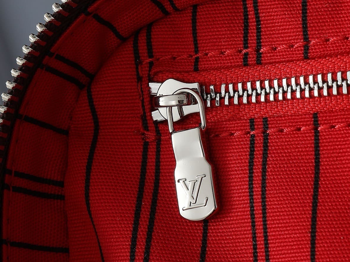 Louis Vuitton M12671 Nice BB