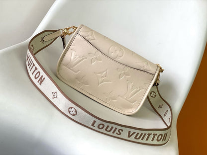Louis Vuitton M46388 Diane