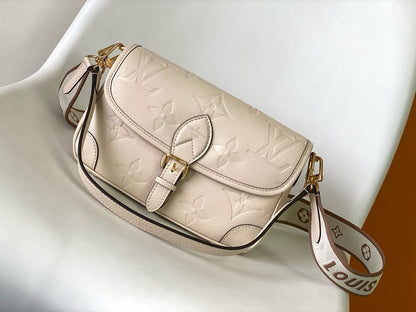 Louis Vuitton M46388 Diane