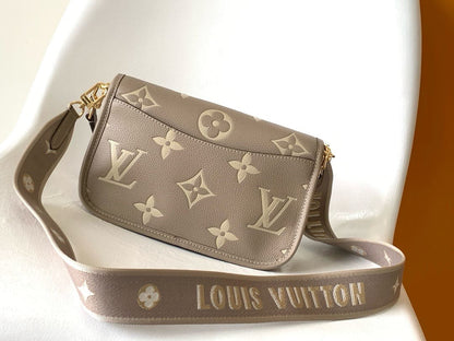 Louis Vuitton M46583 Diane