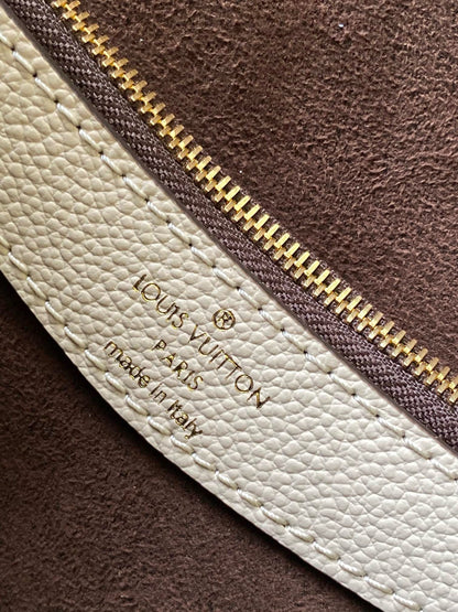 Louis Vuitton M46388 Diane