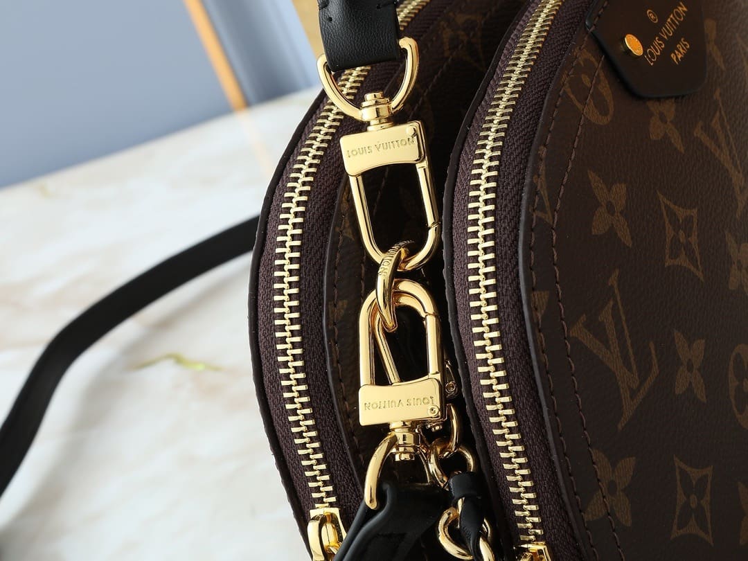 Louis Vuitton M12996 Be Alma