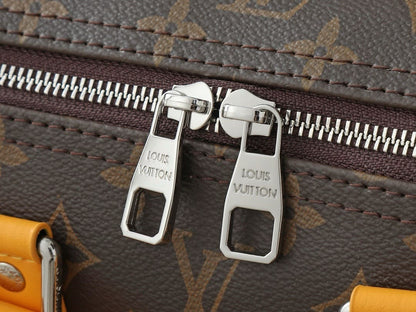 Louis Vuitton M13201 Keepall Bandoulière 35
