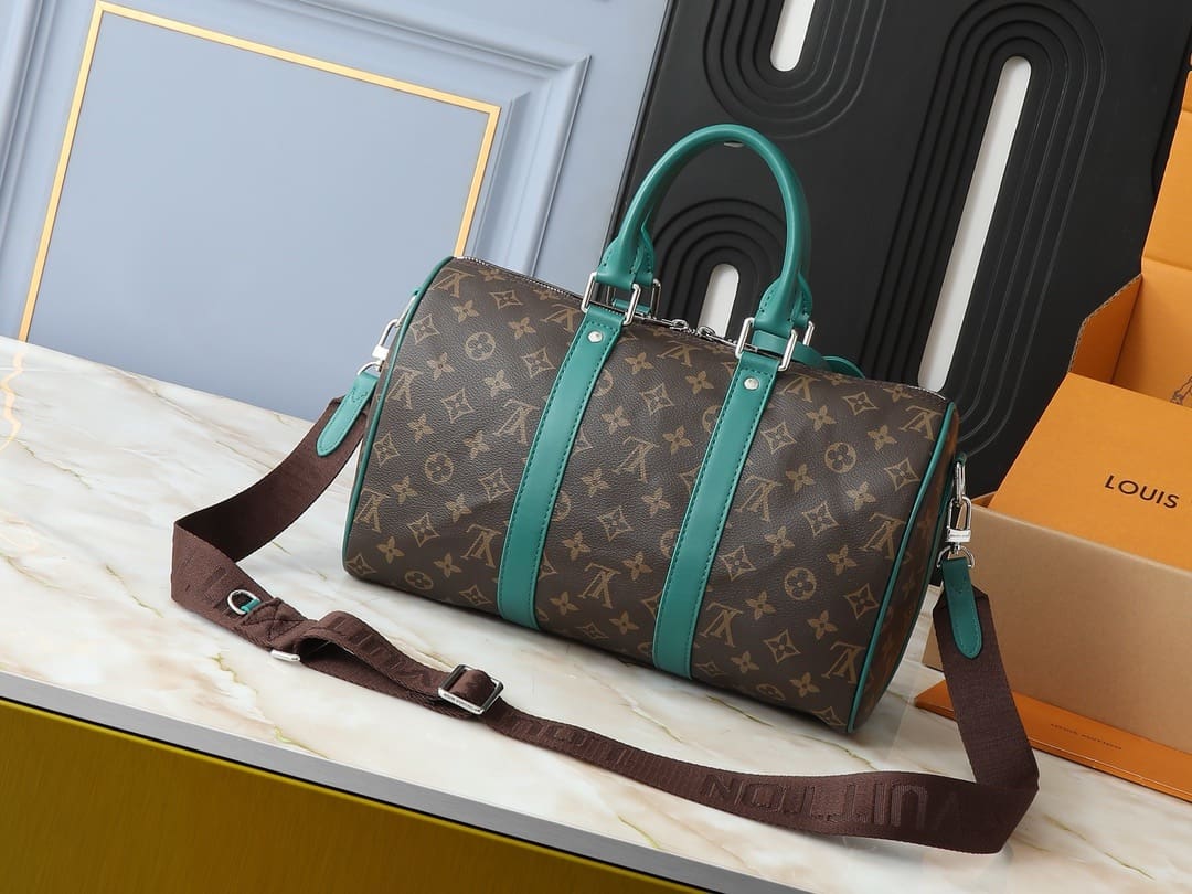 Louis Vuitton M12765 Keepall Bandoulière 35