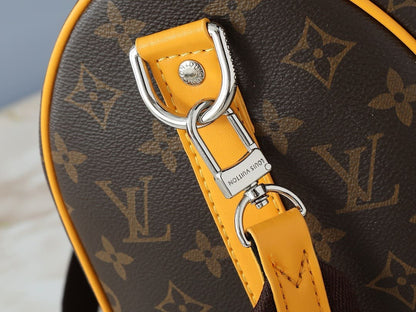 Louis Vuitton M13201 Keepall Bandoulière 35