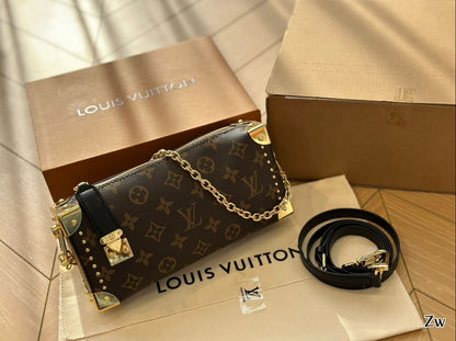 Louis Vuitton M13147 Slim Trunk