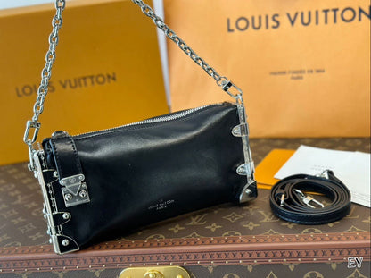 Louis Vuitton M25445 Slim Trunk