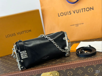 Louis Vuitton M25445 Slim Trunk
