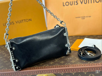 Louis Vuitton M25445 Slim Trunk
