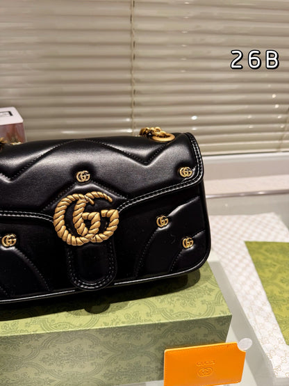 GUCCI MARMONT SMALL SHOULDER BAG BLACK